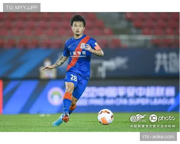 朱辰杰力压防守冲顶破门，上海申花角球战术扳平比分
